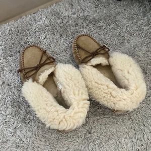 UGG foldable slippers
